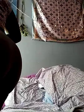 Snapshot of ebonycatlisaaaalime chatting on March 1, 2025, 4:22 pm ebonycatlisaaaalime online show from March 1, 2025, 4:22 pm