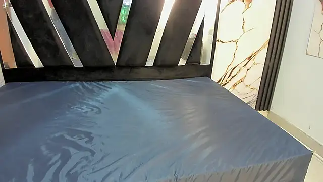 KarinaSimonz online show from November 7, 2025, 7:29 pm