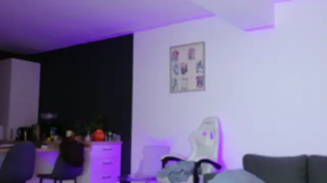 Lorennameliyy online show from November 2, 2025, 8:03 pm