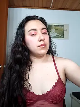 Snapshot of Emi_chik chatting on December 19, 2025, 9:55 am Emi chik online show from December 19, 2025, 9:55 am