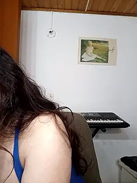 Snapshot of Emi_chik chatting on January 10, 2026, 11:16 am Emi chik online show from January 10, 2026, 11:16 am