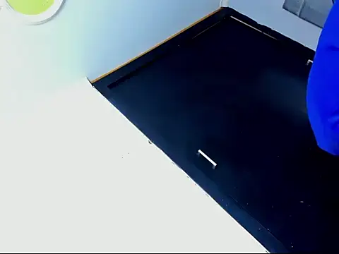 Snapshot of Eyleen_Santos chatting on November 19, 2025, 8:09 pm Eyleen Santos online show from November 19, 2025, 8:09 pm