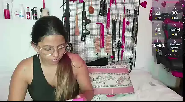 Snapshot of Megaan_Greey chatting on March 1, 2025, 9:59 pm Megaan Greey online show from March 1, 2025, 9:59 pm