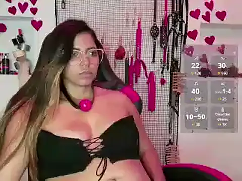 Snapshot of Megaan_Greey chatting on March 20, 2025, 12:51 am Megaan Greey online show from March 20, 2025, 12:51 am