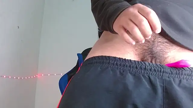 Snapshot of SexyBoy-Bigclit chatting on October 12, 2025, 2:07 pm SexyBoy-Bigclit online show from October 12, 2025, 2:07 pm