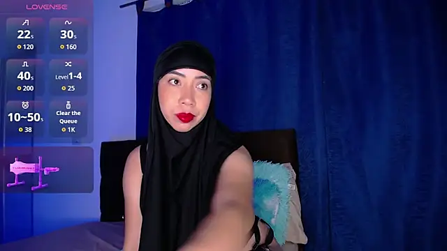 Sweet hot mia online show from December 22, 2025, 1:44 pm