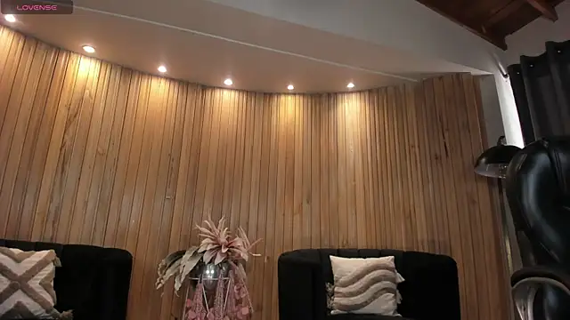 KatieNolan 1 online show from November 7, 2025, 6:56 pm