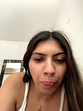 Snapshot of Argentiiniita chatting on October 19, 2025, 7:05 pm Argentiiniita online show from October 19, 2025, 7:05 pm