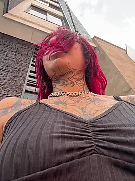 Kuromi LS online show from November 18, 2025, 8:12 pm