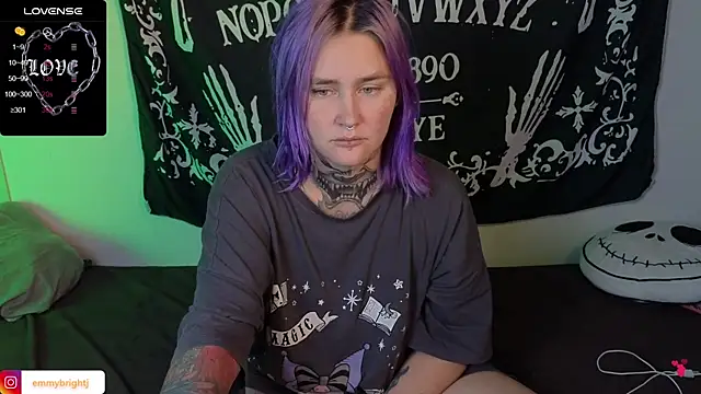 Snapshot of Emmybrightj_ chatting on September 24, 2025, 1:46 am Emmybrightj online show from September 24, 2025, 1:46 am