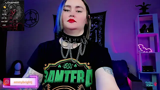 Snapshot of Emmybrightj_ chatting on March 14, 2025, 1:05 am Emmybrightj online show from March 14, 2025, 1:05 am