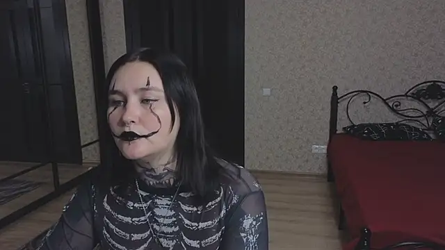 Emmybrightj  online show from October 31, 2025, 5:20 pm