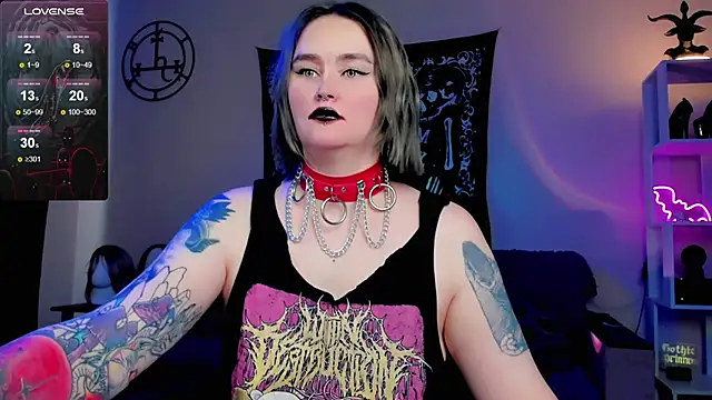 Snapshot of Emmybrightj_ chatting on March 4, 2025, 7:19 am Emmybrightj online show from March 4, 2025, 7:19 am
