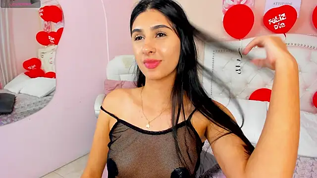 Snapshot of Ashley_Evans18 chatting on February 17, 2025, 5:44 pm Ashley Evans18 online show from February 17, 2025, 5:44 pm