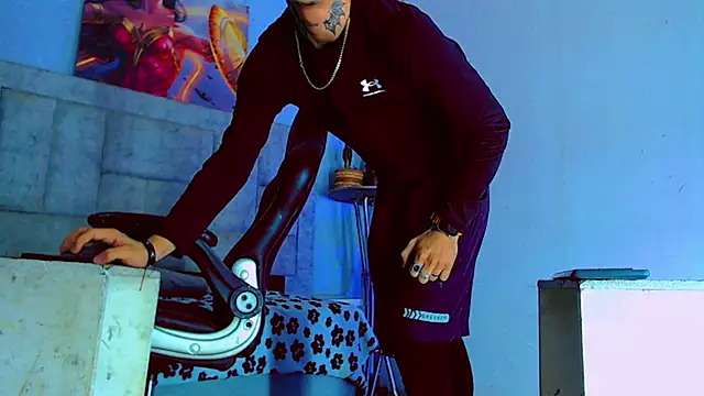 Snapshot of HannibalLester chatting on October 17, 2025, 1:24 pm HannibalLester online show from October 17, 2025, 1:24 pm