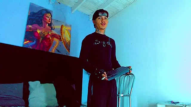 Snapshot of HannibalLester chatting on October 31, 2025, 5:59 am HannibalLester online show from October 31, 2025, 5:59 am