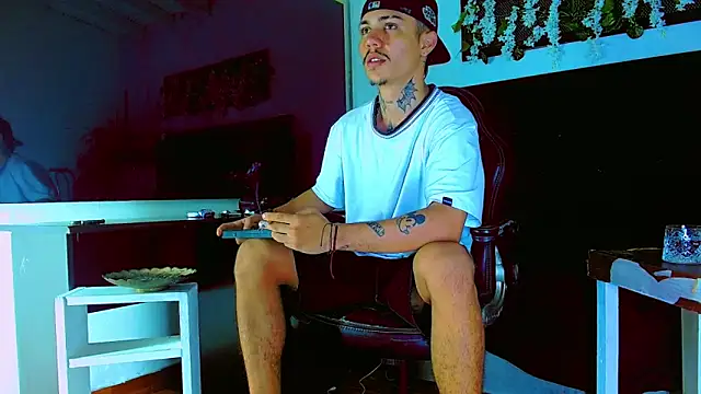 HannibalLester online show from March 17, 2026, 10:46 pm