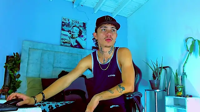 Snapshot of HannibalLester chatting on September 14, 2025, 4:57 am HannibalLester online show from September 14, 2025, 4:57 am