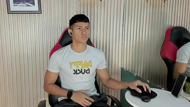 yei-sant online show from October 31, 2025, 3:36 am