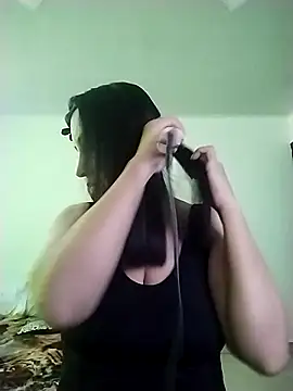 Snapshot of hailey85 chatting on January 10, 2026, 8:37 pm hailey85 online show from January 10, 2026, 8:37 pm