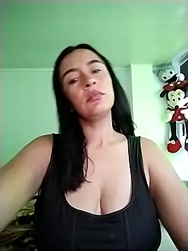 Snapshot of hailey85 chatting on February 3, 2026, 9:42 pm hailey85 online show from February 3, 2026, 9:42 pm