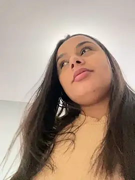 Snapshot of crystalmmour chatting on February 20, 2025, 8:03 pm crystalmmour online show from February 20, 2025, 8:03 pm