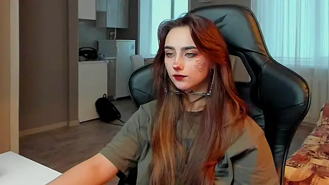 SilverDream online show from February 9, 2025, 4:57 am