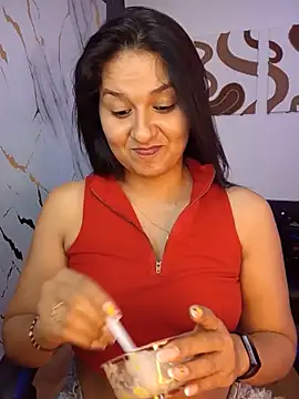 elena jonees online show from May 20, 2026, 8:28 pm
