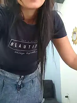 Snapshot of elena_jonees chatting on February 15, 2025, 2:44 pm elena jonees online show from February 15, 2025, 2:44 pm