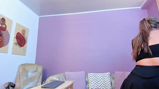 nathalie rossel online show from March 11, 2026, 7:08 pm