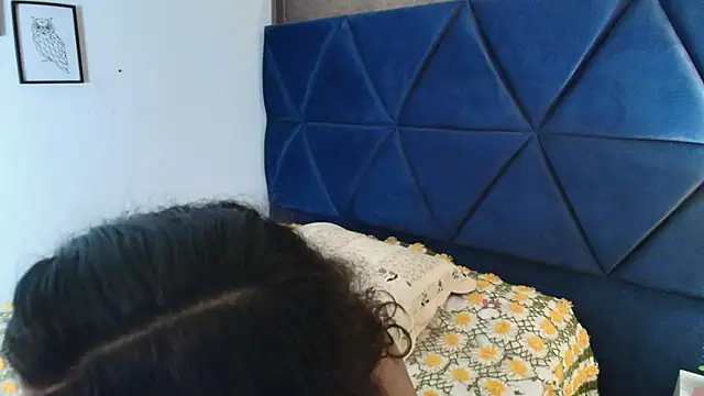 Snapshot of Akane_Uwu chatting on September 30, 2025, 6:03 pm Akane Uwu online show from September 30, 2025, 6:03 pm