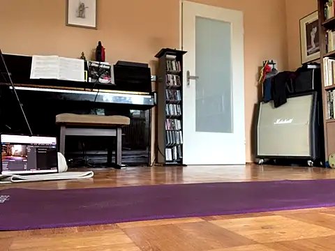 Bula94193 online show from October 26, 2025, 9:53 am