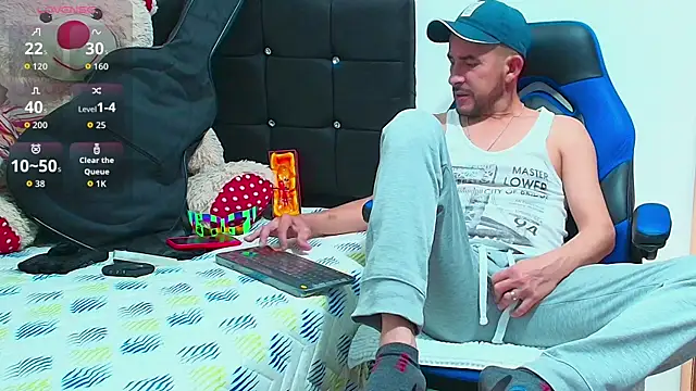 Yeol King online show from October 8, 2025, 1:34 pm