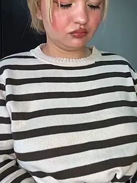 Naiara Sex  online show from April 15, 2026, 7:58 pm