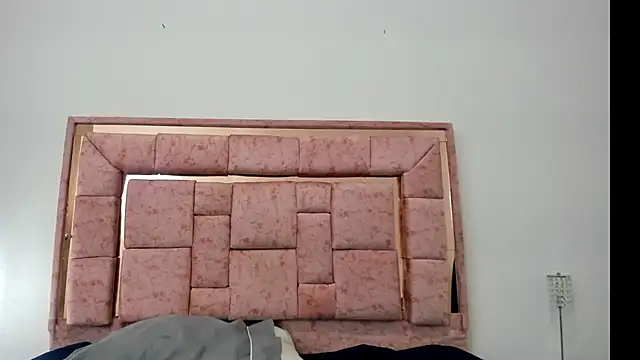 Snapshot of zoee_lovv chatting on February 25, 2025, 7:09 am zoee lovv online show from February 25, 2025, 7:09 am