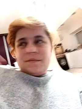 Snapshot of AnnyLwe chatting on February 8, 2025, 9:15 pm AnnyLwe online show from February 8, 2025, 9:15 pm