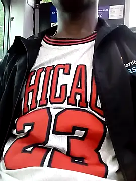 Snapshot of DalianHR33 chatting on February 5, 2025, 11:44 am DalianHR33 online show from February 5, 2025, 11:44 am