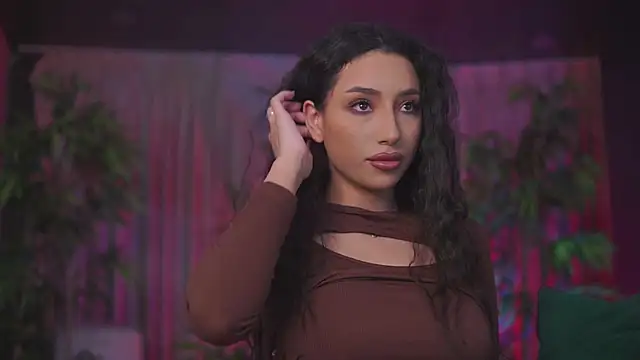 Snapshot of GinaValentinna chatting on February 11, 2026, 8:09 pm GinaValentinna online show from February 11, 2026, 8:09 pm