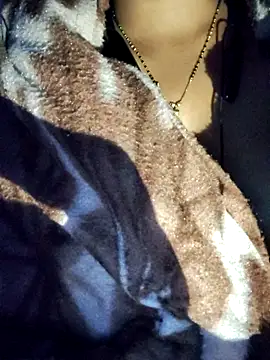 lovelyruhi online show from December 27, 2024, 7:35 pm