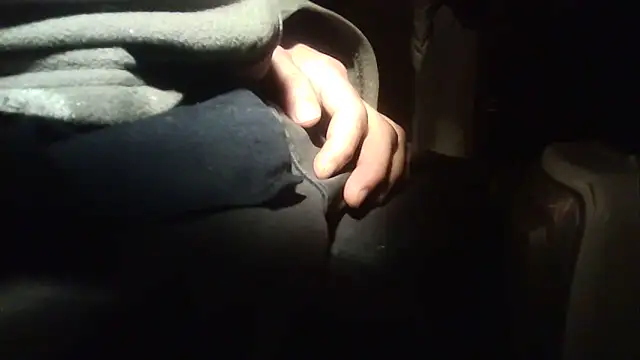 Snapshot of oliveirinhafotografo chatting on January 24, 2025, 7:18 pm oliveirinhafotografo online show from January 24, 2025, 7:18 pm