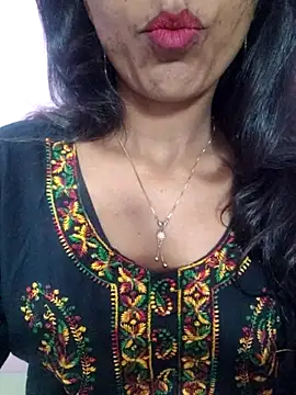 Snapshot of Blackberry_Item chatting on September 26, 2025, 12:23 pm Blackberry Item online show from September 26, 2025, 12:23 pm