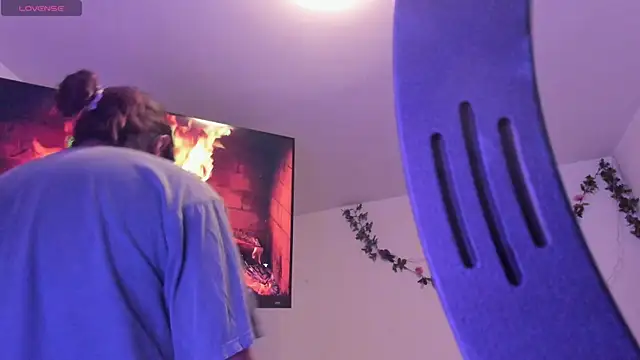 Snapshot of Carlasxdreams chatting on January 13, 2026, 2:15 am Carlasxdreams online show from January 13, 2026, 2:15 am