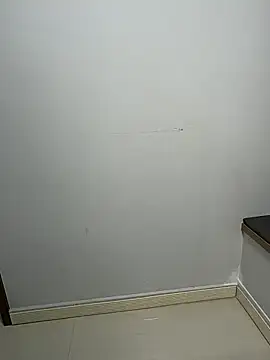 asiajustin11 online show from December 18, 2025, 3:49 pm