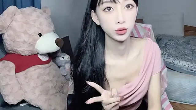 Snapshot of Lili-2 chatting on September 27, 2025, 5:30 pm Lili-2 online show from September 27, 2025, 5:30 pm