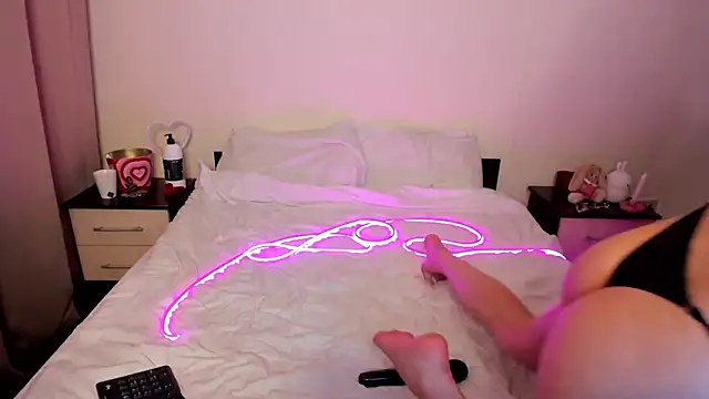 Snapshot of EsterCarter chatting on January 31, 2025, 2:49 pm EsterCarter online show from January 31, 2025, 2:49 pm