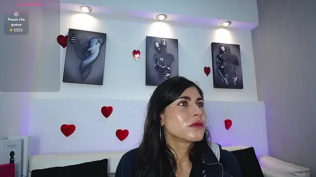 Melodi Roux online show from March 9, 2026, 1:14 pm