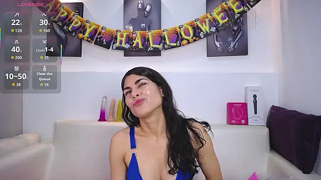 Melodi Roux online show from October 25, 2025, 1:12 pm