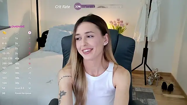 Sophie Enzo online show from March 11, 2025, 10:20 pm