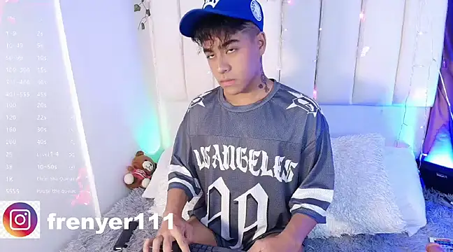 Snapshot of kiing_azahell chatting on January 31, 2025, 3:09 am kiing azahell online show from January 31, 2025, 3:09 am