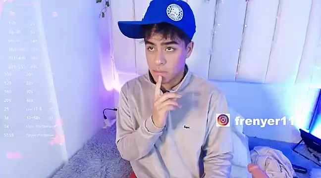 Snapshot of kiing_azahell chatting on January 12, 2025, 11:47 pm kiing azahell online show from January 12, 2025, 11:47 pm